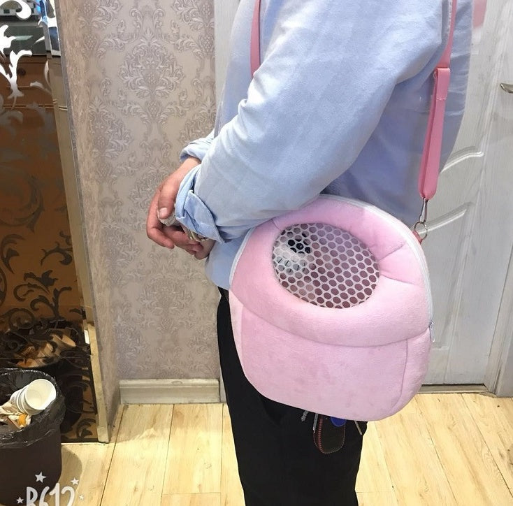 Stylischer Rucksack für kleine Haustiere