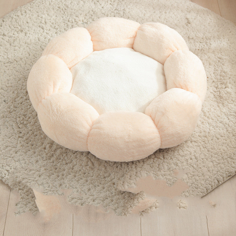 Blumenförmiges Plüsch-Haustierbett mit weicher Decke für Katzen und kleine Hunde